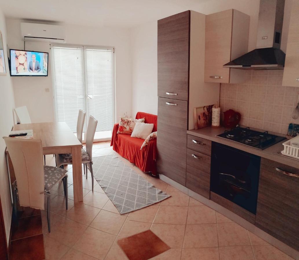 Apartment Vesna Vir Ngoại thất bức ảnh